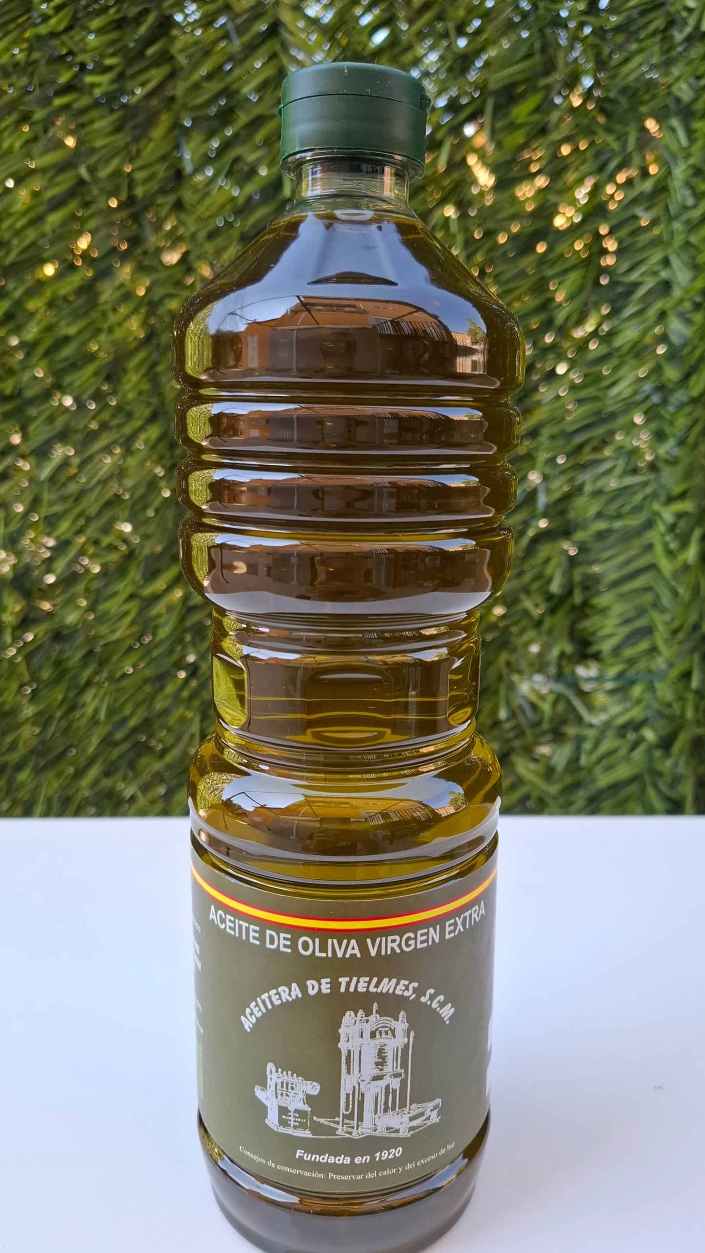 AOVE Coupage alta gama Picual y Cornicabra de aceitunas recogidas en Envero campaña 24/25